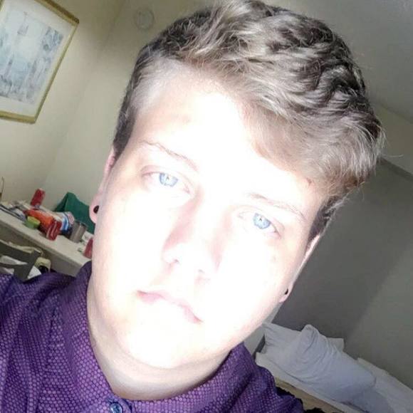 Meet your Posher, Aidan - Picture 1 of 1